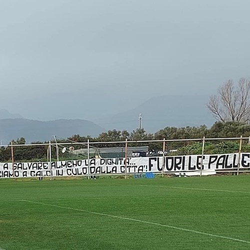 Salernitana, prove tecniche in vista del derby contro il Napoli. Nicola prova la difesa a 4 