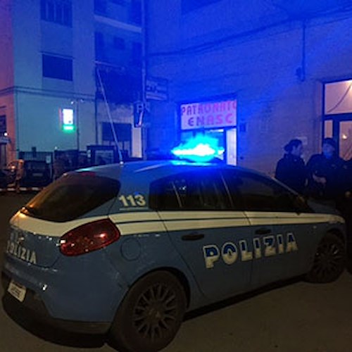 Salerno: rapina con sparatoria in pieno centro. Ferita una donna