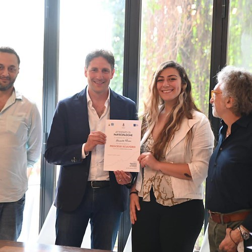 Salvatore Russo è il vincitore del Simposio “Processi Scultorei a Positano”: la sua opera acquisita al patrimonio comunale
