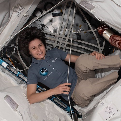 Samantha Cristoforetti è la prima donna europea a capo della Stazione Spaziale Internazionale 