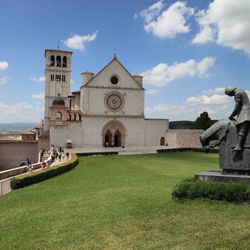San Francesco, 4 ottobre Assisi festeggia il Patrono d'Italia /DIRETTA RAI 1