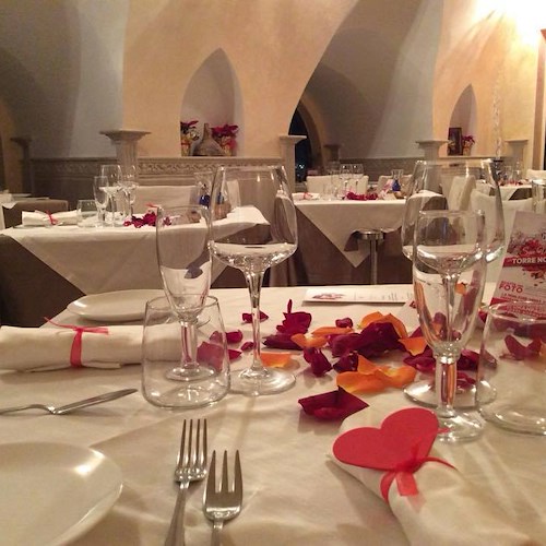 San Valentino in Costiera Amalfitana: ecco dove andare per una cena super romantica, pernottamenti e trattamenti SPA