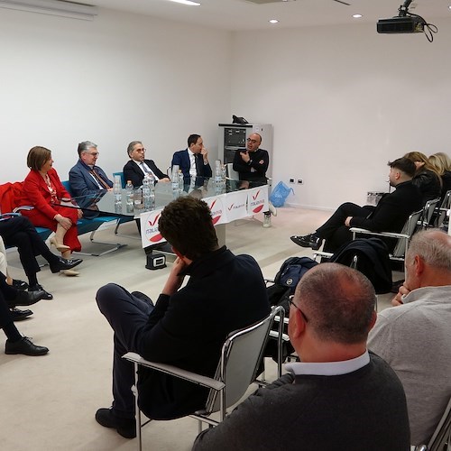Sanità, l'onorevole Iovino da Ravello: «Ospitare specializzandi da tutto il mondo per sopperire a carenza di organico»