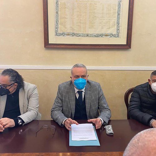 Scafati, mozione di sfiducia per il sindaco Cristoforo Salvati: «Accetterò con serenità l’esito del voto in Consiglio»