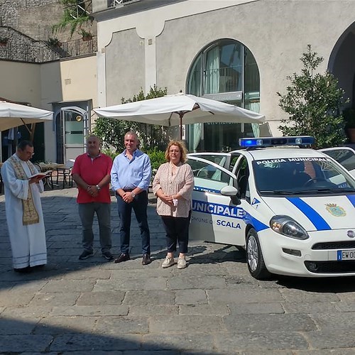 Scala, consegnata auto al corpo di Polizia Municipale