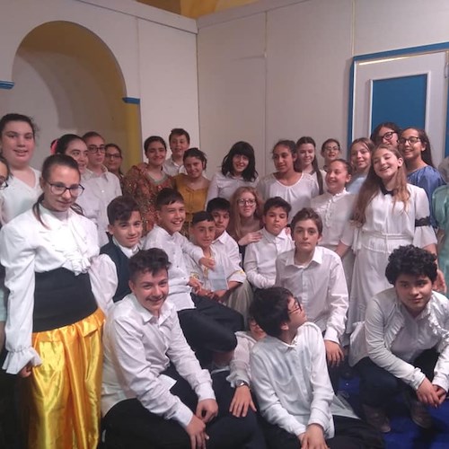 Scala, i ragazzi del corso "Teatro in Oratorio" portano in scena “Sganarello et ses amis” di Molière
