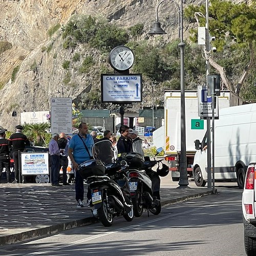 Scortati dalla Polizia arrivano i tir per la produzione cinematografica di "The Equalizer": a Maiori la base logistica