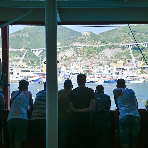 Migranti al porto di Salerno<br />&copy; Sea Eye