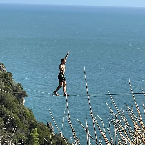 Slacklining a Maiori con il Club Slackline Bologna /foto /video
