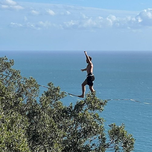 Slacklining a Maiori con il Club Slackline Bologna /foto /video