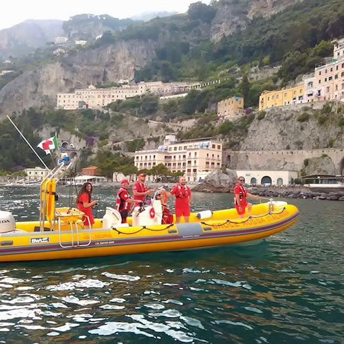 Soccorso sulle spiagge: da agosto l'idroambulanza in dotazione alla Croce Rossa Costa d'Amalfi