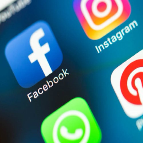 Social network down: Facebook, Whatsapp e Instagram non funzionano: problemi nella ricezione di immagini
