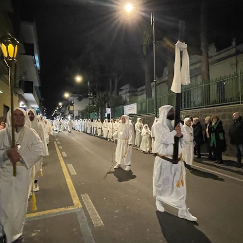 Somma Vesuviana, la processione del Venerdì Santo: un legame vivo tra passato e presente /foto