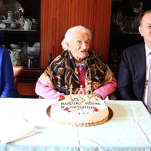 Sorrento, festa grande per i 109 anni di nonna Maria Antonina