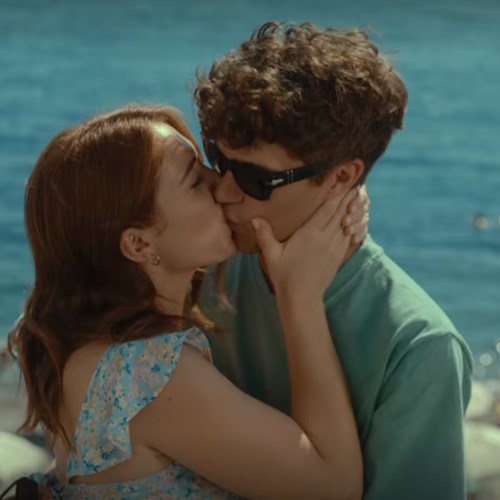 "Sotto il sole di Amalfi", dal 13 luglio su Netflix il sequel del fortunato film ambientato a Riccione