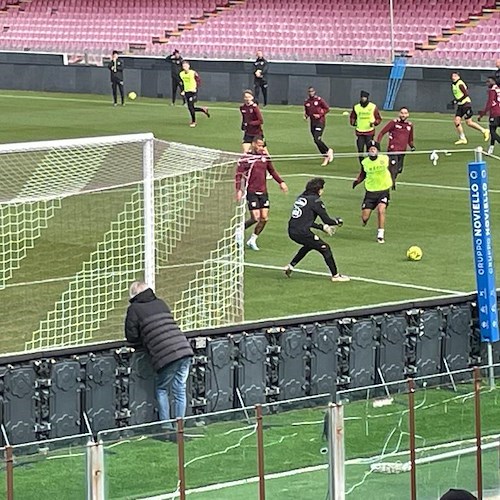 Stadio Arechi, allenamento a porte aperte, più di mille tifosi granata a supportare la squadra /foto /video