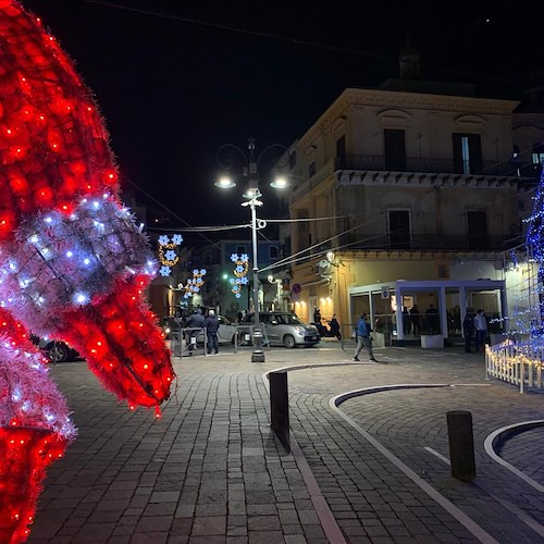 Stasera a Cetara si accendono le luminarie natalizie con un occhio al risparmio energetico