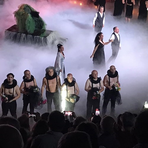 Successo al Teatro Grande di Pompei per «Lo Spartito Magico», soddisfazione per il Maestro Giancarlo Amorelli di Tramonti