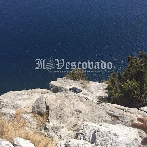 Suicidio a Capo d'Orso: uomo di Cava si lancia nel vuoto / FOTO e AGGIORNAMENTI