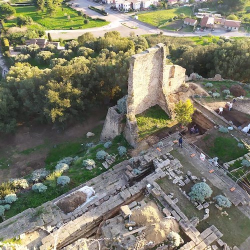 Sull’acropoli di Velia rinvenuti gli elmi della prima grande battaglia navale della storia