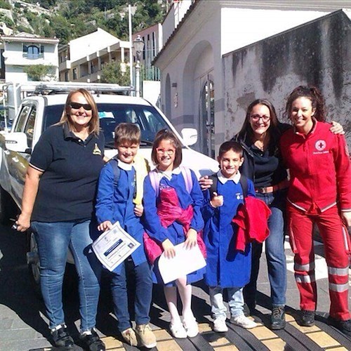 Terremoto: Protezione Civile e Croce Rossa nelle scuole della Costiera per insegnare la prevenzione agli alunni