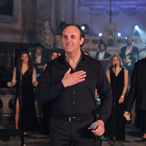"That’s Napoli Live Show": a Sorrento lo spettacolo di Carlo Morelli 