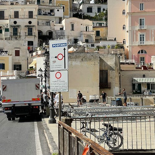 "The Equalizer 3", Atrani sarà "ricoperta" da una struttura sopraelevata: servirà al regista per variare la luce all’occorrenza /FOTO