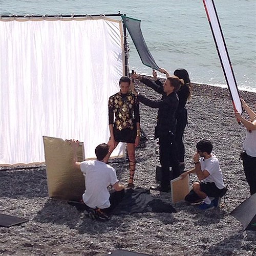 Top model Daria Werbowy ad Amalfi in posa per Vogue
