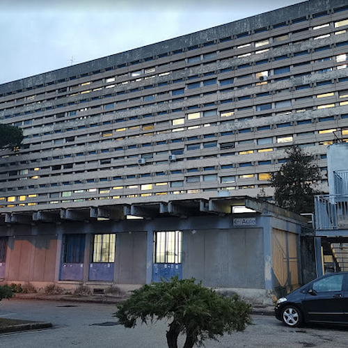 Secondo Policlinico di Napoli<br />&copy; Vezio R.