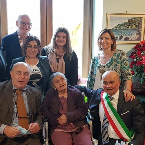 Tramonti comune più longevo della Costiera Amalfitana festeggia la quarta centenaria: auguri a nonna Maddalena