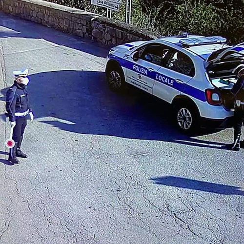 Tramonti, controlli in strada di Carabinieri e Polizia Locale: monitorati i cittadini in autoquarantena