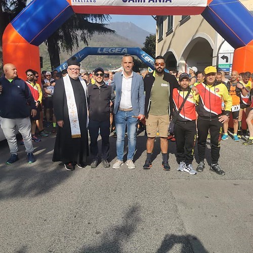 Tramonti, successo per il primo Trail delle 13 Chiese: oro per il ravellese Leonardo Mansi
