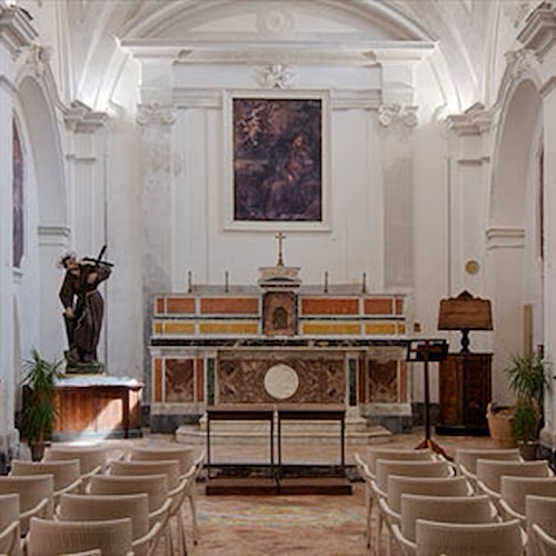 Turismo Religioso in Costa d’Amalfi: le chiese annesse agli alberghi nel comune Capofila
