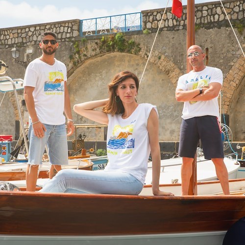 Una collezione artistica dedicata alla Regata Storica, così Nadia Tramontano tifa per Amalfi