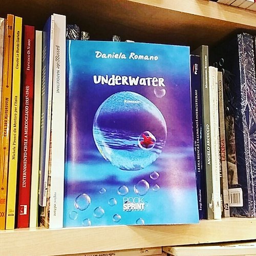 ‘Underwater’: il romanzo d’esordio di Daniela Romano è un’immersione nelle meraviglie della Costa d’Amalfi