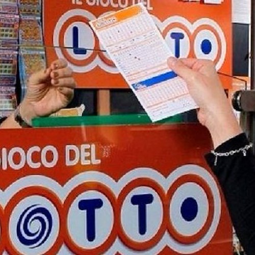 Uomo nudo in Chiesa a Ravello, estratti i numeri giocati al Lotto. Vincite in Costiera Amalfitana