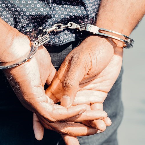 Uomo trovato morto in un canale nel salernitano, arrestato il presunto assassino<br />&copy; Foto da Pexels