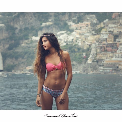 Valentina Giardullo, dagli scatti mozzafiato in Costiera Amalfitana ai riflettori di X-Factor