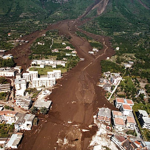 Ventiquattro anni fa a Sarno la tragica alluvione che causò 137 morti: inaugurata mostra permanente per non dimenticare