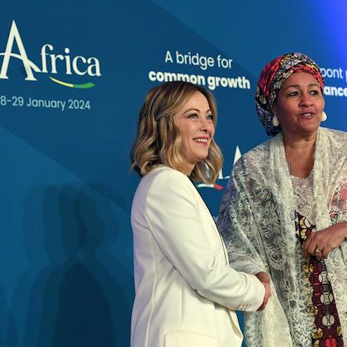 Vertice Italia-Africa, Meloni illustra il Piano Mattei: “5,5 miliardi di investimenti e sviluppo”<br />&copy; Governo