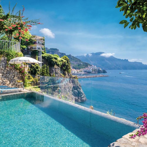Viaggi: per i lettori di Condè Nast Traveler due alberghi della Costiera Amalfitana tra i 50 migliori al mondo 