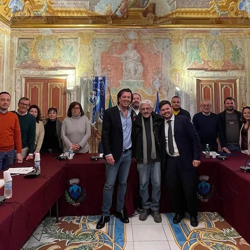 Vietri sul Mare, cittadinanza onoraria al maestro ceramista e artista Salvatore Autuori