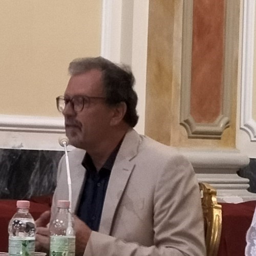 Vietri sul Mare conferisce Benemerenza al prof. Lutz Klinkhammer per le ricerche sulla Battaglia di Dragonea