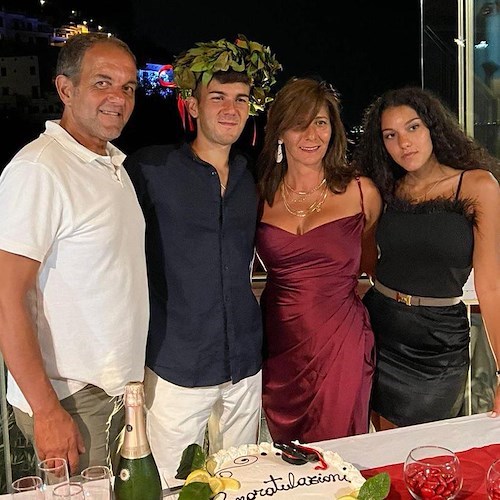 Vietri Sul Mare, per Matteo Barrella laurea in Economia Aziendale con il massimo dei voti