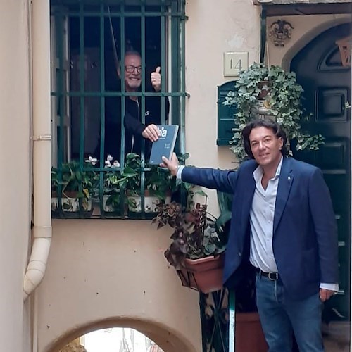 Vietri sul Mare. Si conclude ad Albori con la consegna del libro "b'a" il progetto artistico "Una Boccata d’Arte 2022"