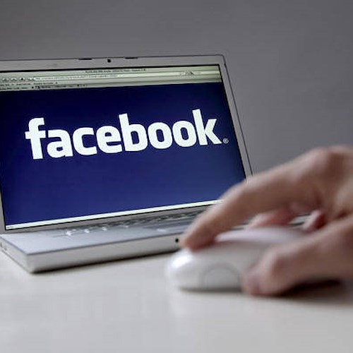 Virus su Facebook, foto e video porno ingannevoli: migliaia di utenti infettati