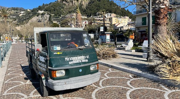 Maiori conferma la fiducia a Miramare Service srl: rinnovato fino al 2030 il contratto per l’igiene urbana