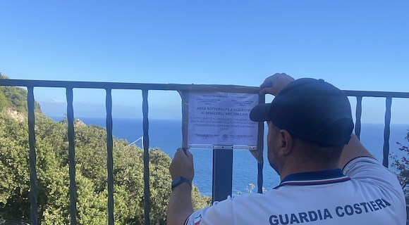 Maiori, Guardia Costiera sequestra ristorante per smaltimento illecito di reflui