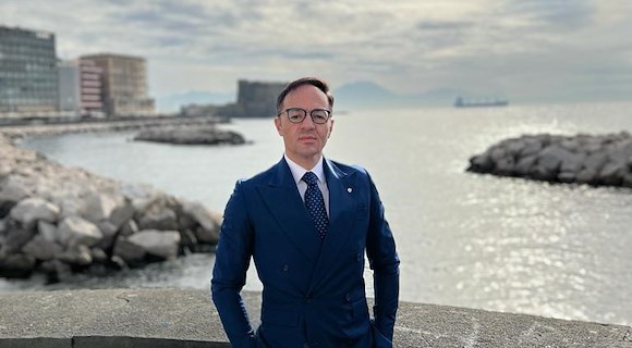 Napoli, Confesercenti Campania: «In caso di scudetto boom del turismo sportivo: attesi 500mila visitatori, giro d’affari complessivo di 230 milioni»