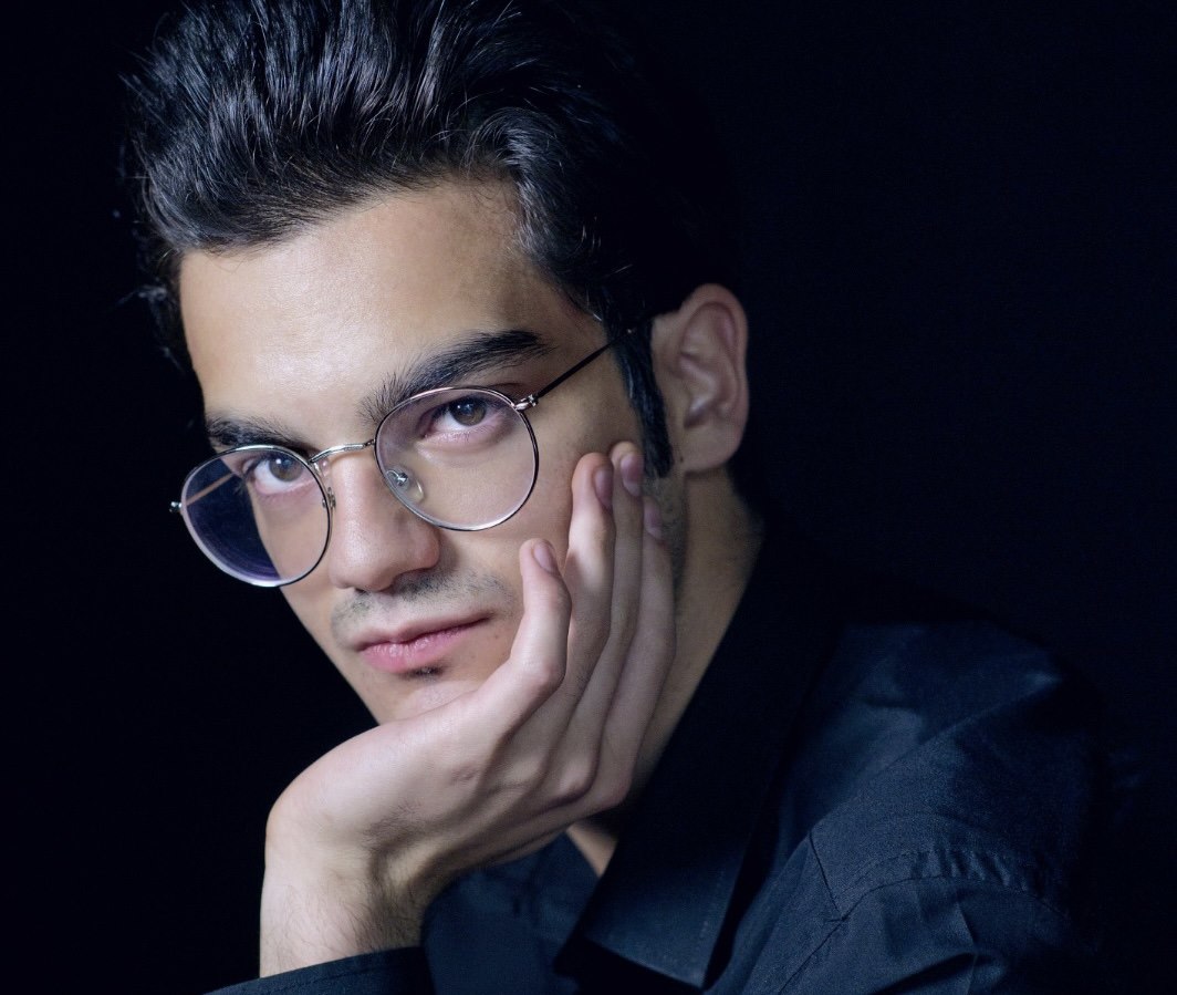 Il Vescovado - Vietri, 11 luglio il pianista georgiano Sandro Nebieridze a Concerti  d'estate di Villa Guariglia